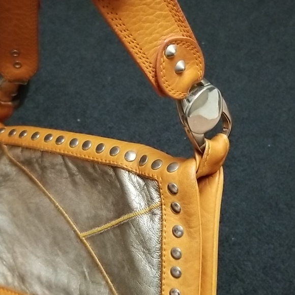 Unique GUSTTO shoulder bag studded - Picture 6 of 8